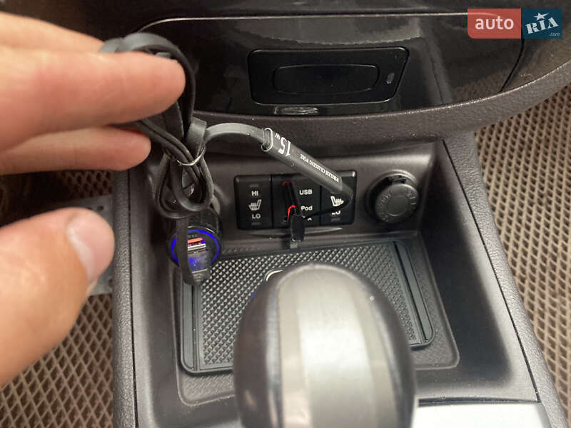 Позашляховик / Кросовер Hyundai Santa FE 2010 в Володимирі фото 35 Позашляховик / Кросовер Hyundai Santa FE 2010 в Володимирі