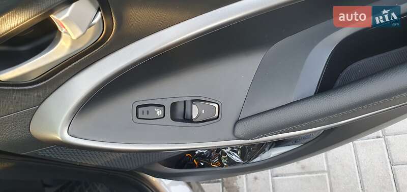 Позашляховик / Кросовер Hyundai Santa FE 2017 в Києві