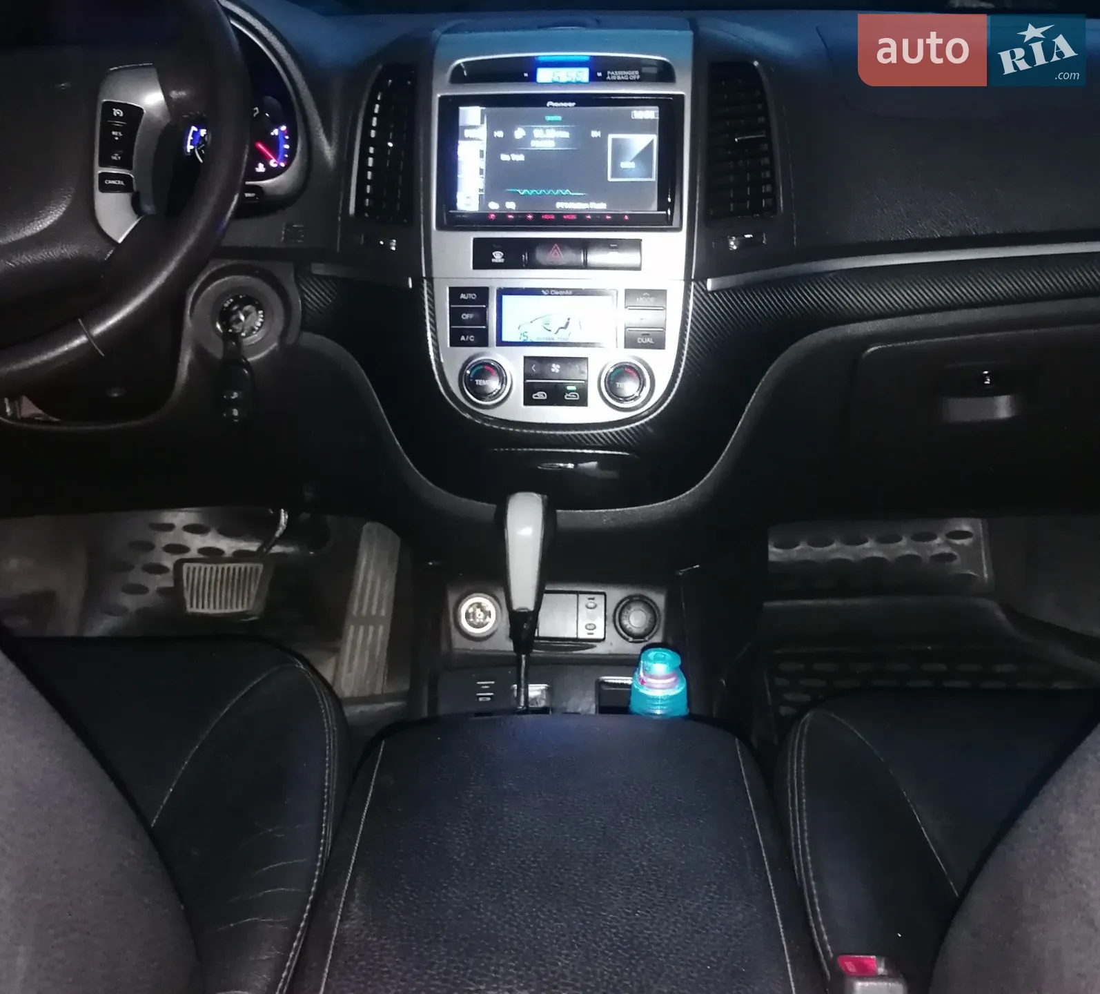 2011 Hyundai Santa Fe - мініатюра 3
