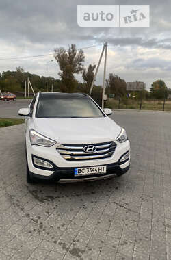 Позашляховик / Кросовер Hyundai Santa FE 2015 в 