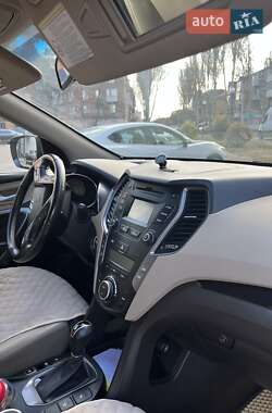 Внедорожник / Кроссовер Hyundai Santa FE 2014 в Кривом Роге