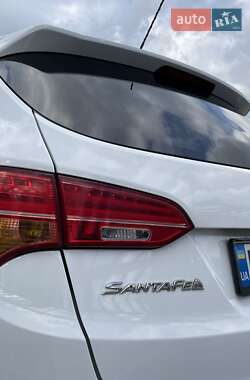 Внедорожник / Кроссовер Hyundai Santa FE 2013 в Киеве