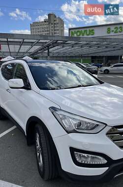 Внедорожник / Кроссовер Hyundai Santa FE 2013 в Киеве