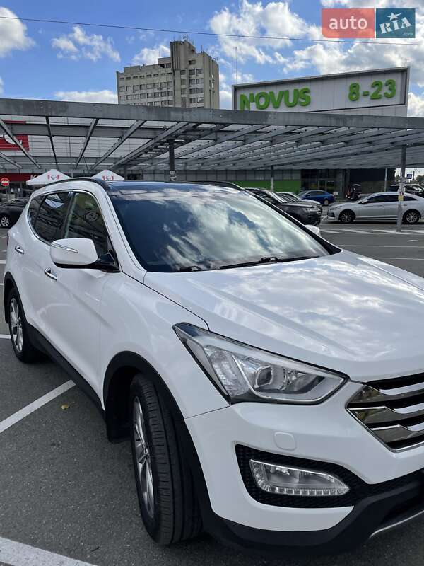 Позашляховик / Кросовер Hyundai Santa FE 2013 в Києві