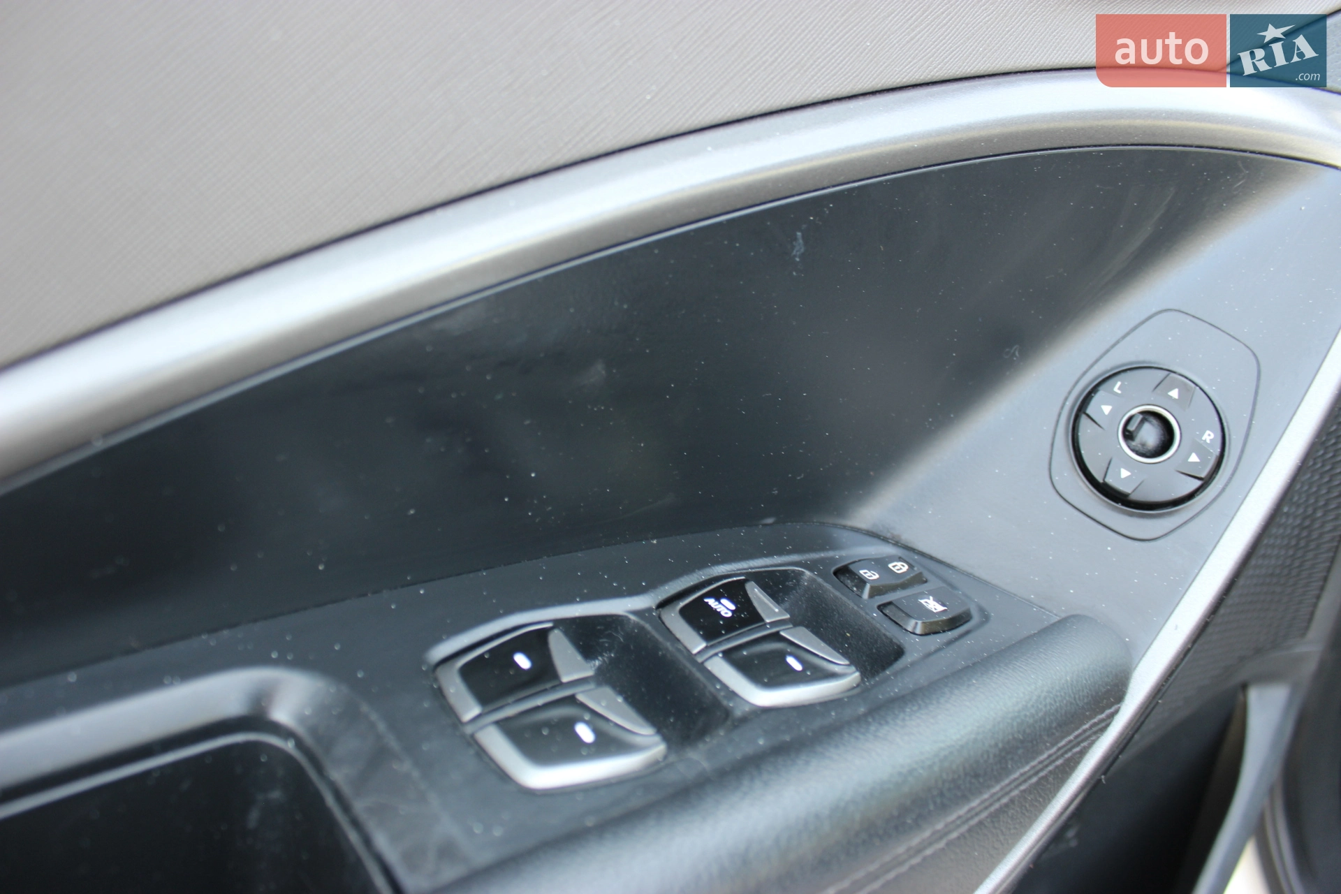 2013 Hyundai Santa Fe - мініатюра 92