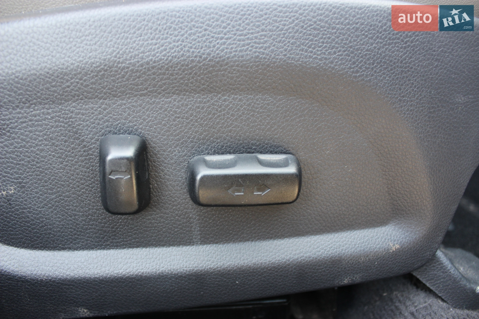 2013 Hyundai Santa Fe - мініатюра 118