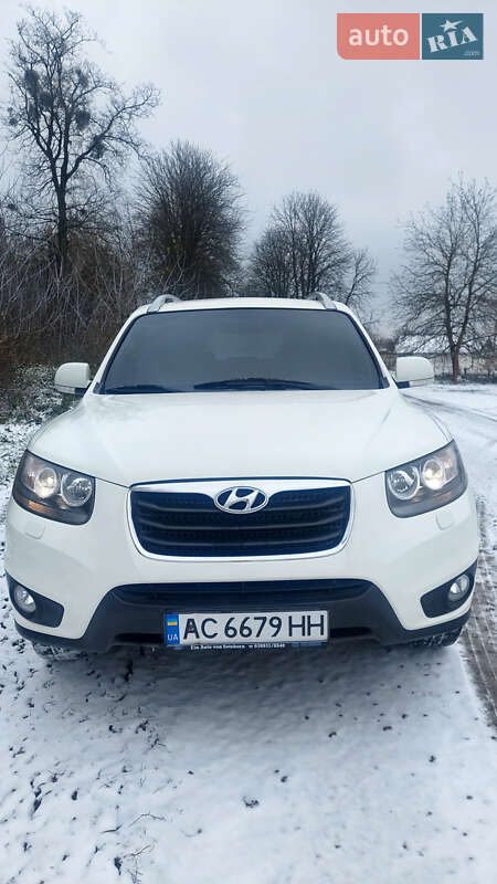 Позашляховик / Кросовер Hyundai Santa FE 2010 в Нововолинську