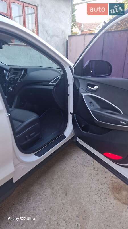 Позашляховик / Кросовер Hyundai Santa FE 2016 в Березівці