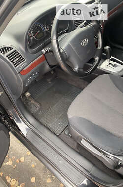 Позашляховик / Кросовер Hyundai Santa FE 2006 в 