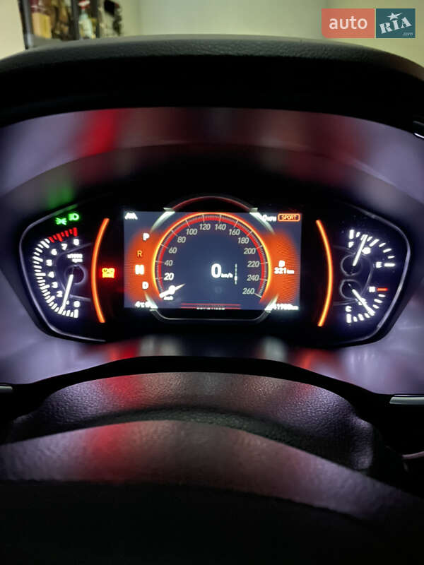 Позашляховик / Кросовер Hyundai Santa FE 2020 в Івано-Франківську