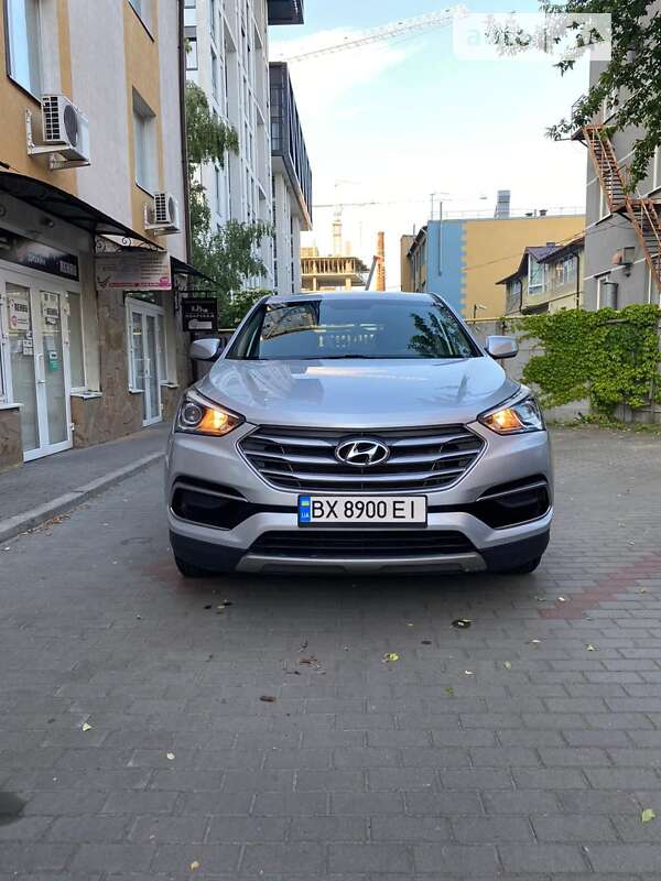 Внедорожник / Кроссовер Hyundai Santa FE 2017 в Каменец-Подольском