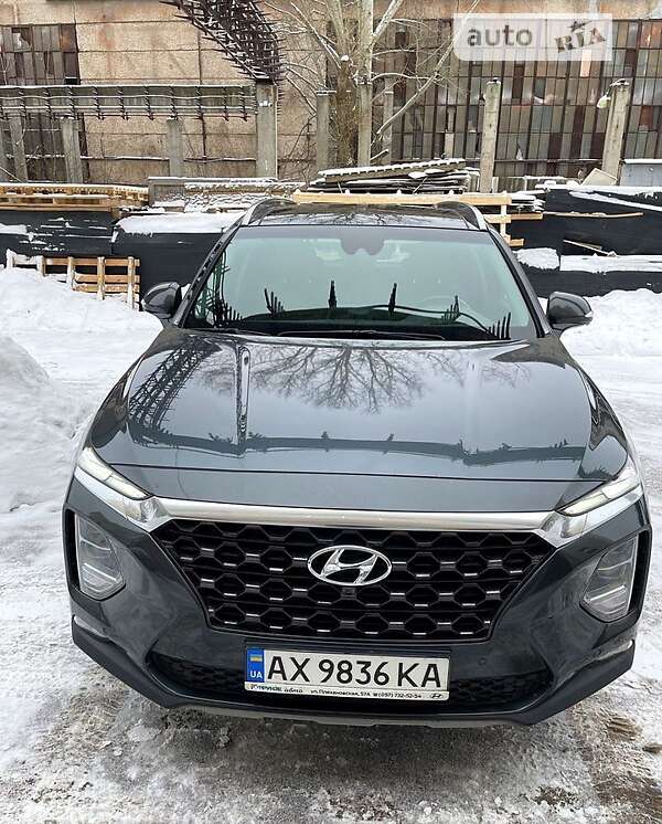 Внедорожник / Кроссовер Hyundai Santa FE 2018 в Харькове