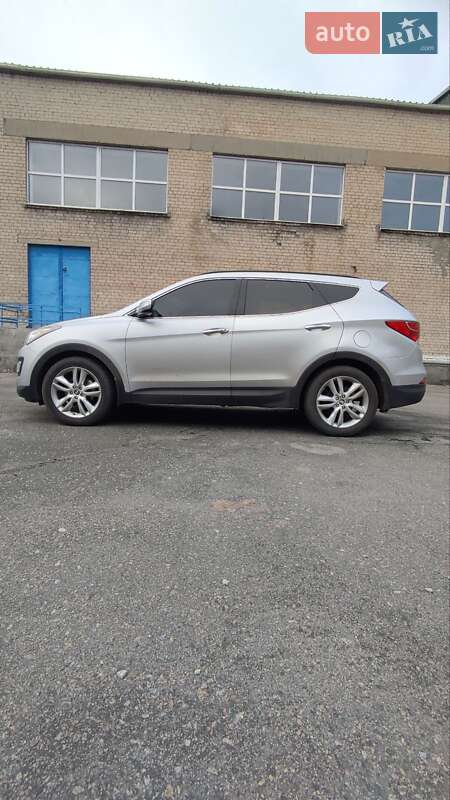 Позашляховик / Кросовер Hyundai Santa FE 2013 в Першотравенську фото 4 Позашляховик / Кросовер Hyundai Santa FE 2013 в Першотравенську