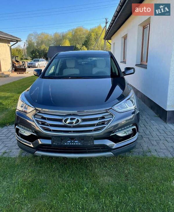 Позашляховик / Кросовер Hyundai Santa FE 2017 в Львові