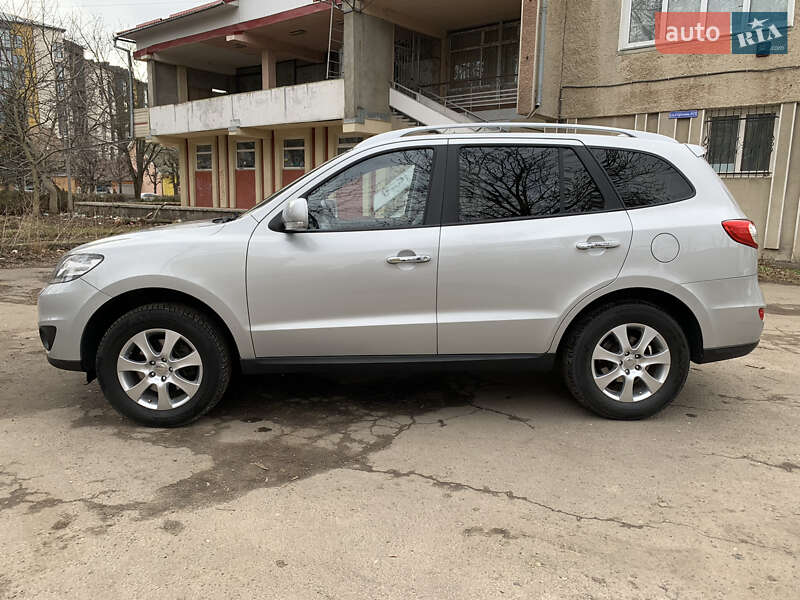 Позашляховик / Кросовер Hyundai Santa FE 2010 в Коломиї