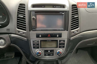 Внедорожник / Кроссовер Hyundai Santa FE 2010 в Коломые