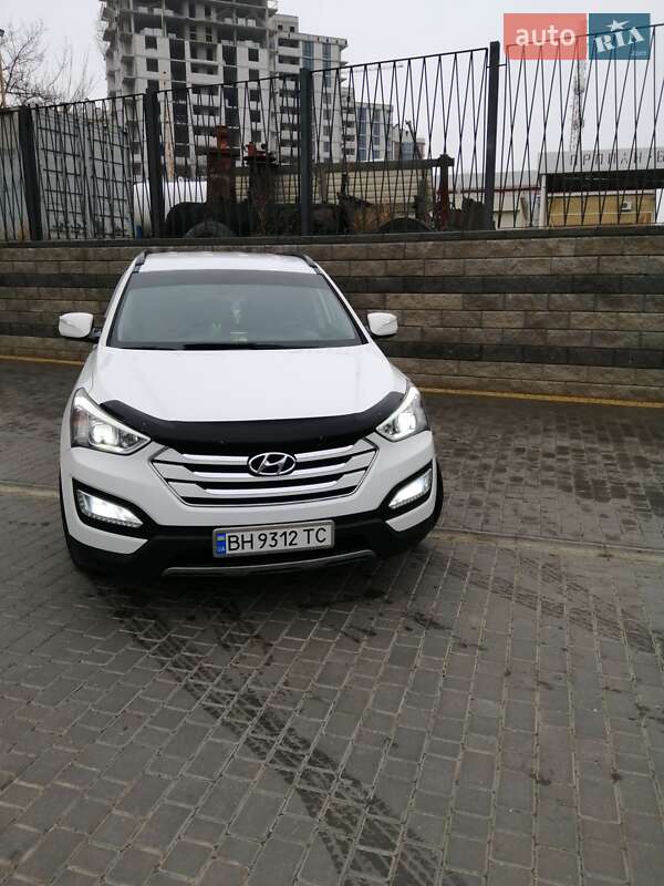 Внедорожник / Кроссовер Hyundai Santa FE 2014 в Одессе