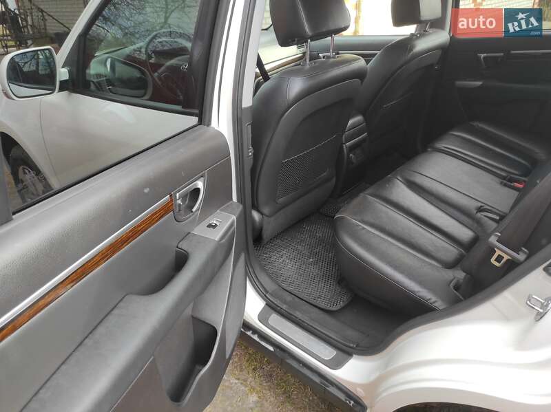 Позашляховик / Кросовер Hyundai Santa FE 2012 в Старій Вижівці