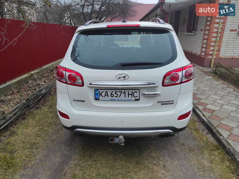 Позашляховик / Кросовер Hyundai Santa FE 2012 в Старій Вижівці