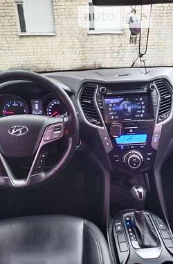 Позашляховик / Кросовер Hyundai Santa FE 2014 в Полтаві