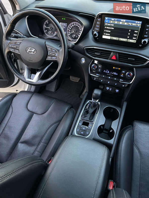Внедорожник / Кроссовер Hyundai Santa FE 2018 в Ровно фото 19 Внедорожник / Кроссовер Hyundai Santa FE 2018 в Ровно