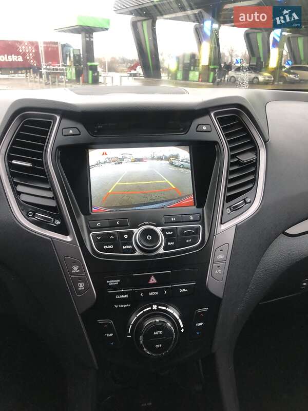 Позашляховик / Кросовер Hyundai Santa FE 2012 в Стрию