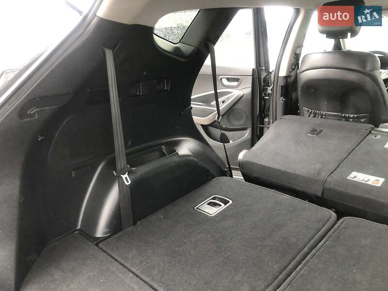 Позашляховик / Кросовер Hyundai Santa FE 2012 в Стрию