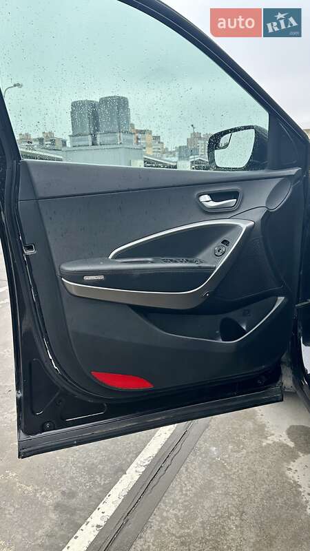 Позашляховик / Кросовер Hyundai Santa FE 2014 в Києві