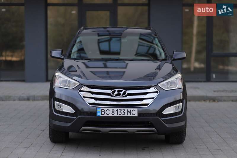 Позашляховик / Кросовер Hyundai Santa FE 2015 в Львові