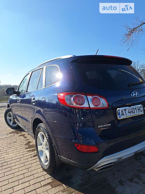 Внедорожник / Кроссовер Hyundai Santa FE 2010 в Городенке