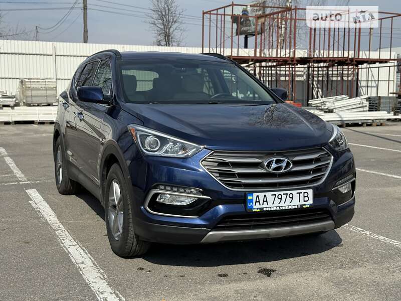 Позашляховик / Кросовер Hyundai Santa FE 2017 в Києві