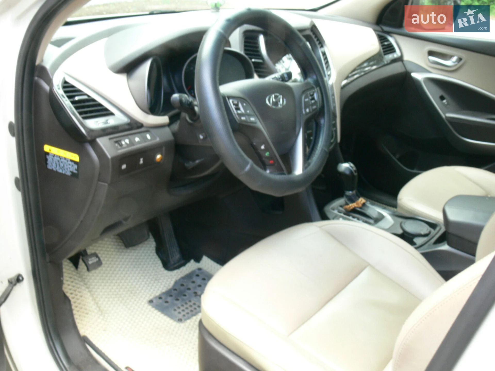2013 Hyundai Santa Fe - мініатюра 8