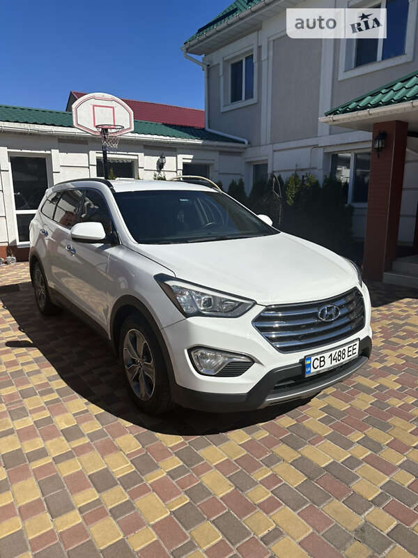 Внедорожник / Кроссовер Hyundai Santa FE 2015 в Чернигове