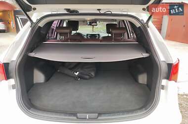 Внедорожник / Кроссовер Hyundai Santa FE 2016 в 