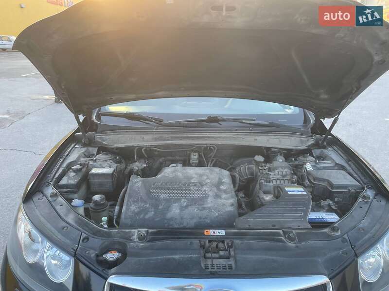 Внедорожник / Кроссовер Hyundai Santa FE 2012 в Житомире