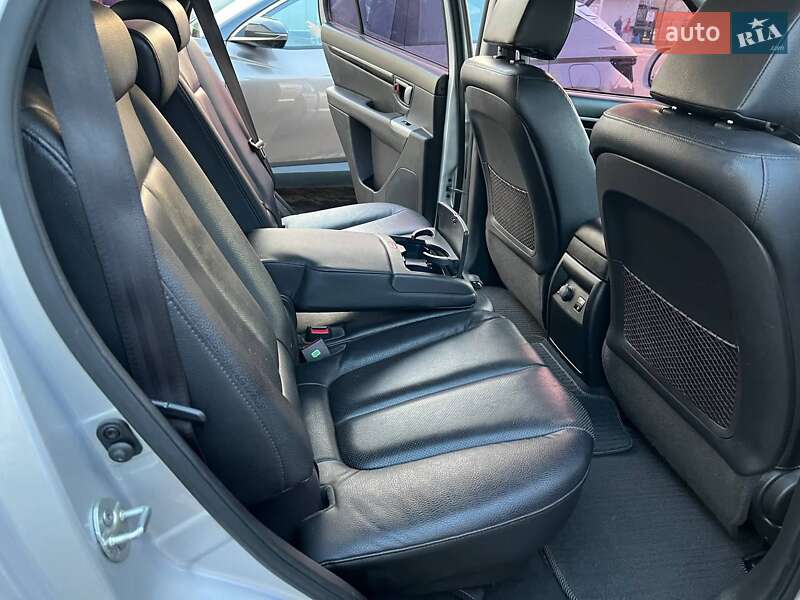 Позашляховик / Кросовер Hyundai Santa FE 2011 в Луцьку