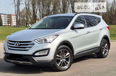 Позашляховик / Кросовер Hyundai Santa FE 2015 в Ужгороді