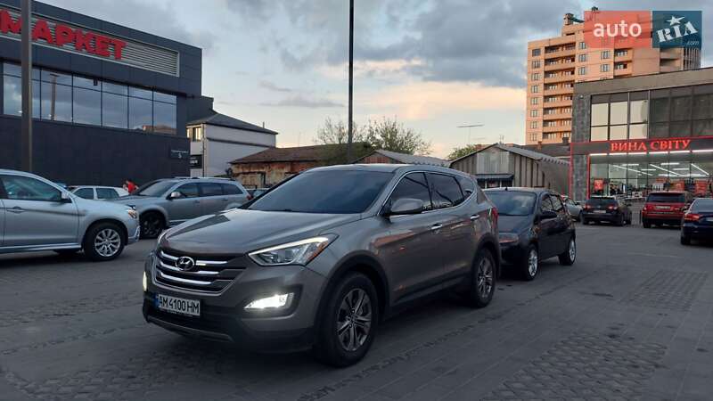 Позашляховик / Кросовер Hyundai Santa FE 2013 в Житомирі