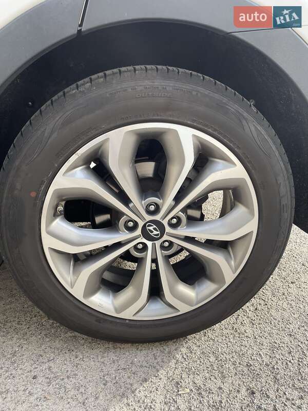 Позашляховик / Кросовер Hyundai Santa FE 2014 в Борисполі