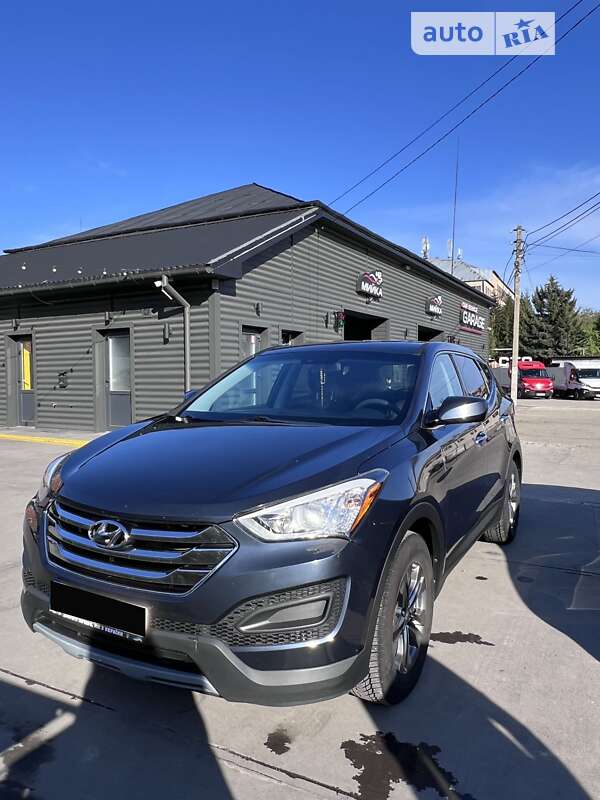 Позашляховик / Кросовер Hyundai Santa FE 2015 в Івано-Франківську