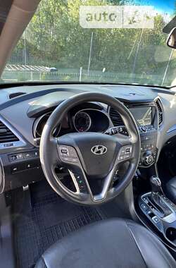 Позашляховик / Кросовер Hyundai Santa FE 2015 в Івано-Франківську