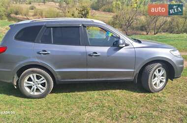 Внедорожник / Кроссовер Hyundai Santa FE 2011 в 