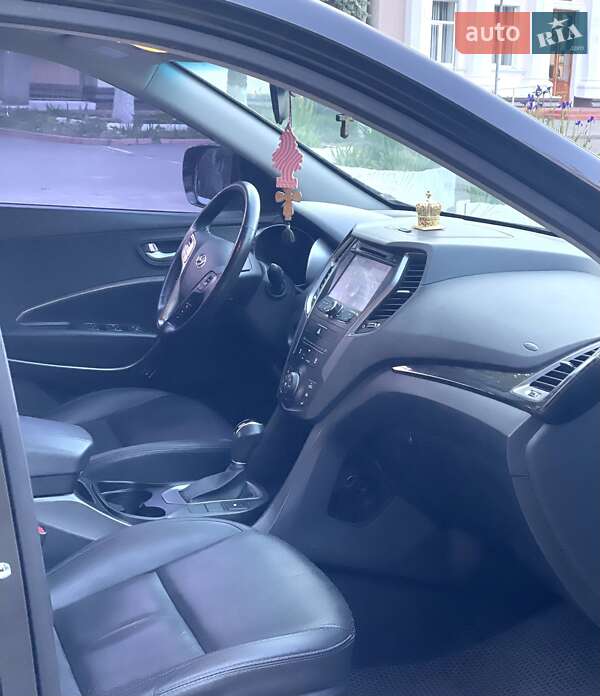 Позашляховик / Кросовер Hyundai Santa FE 2013 в Бершаді