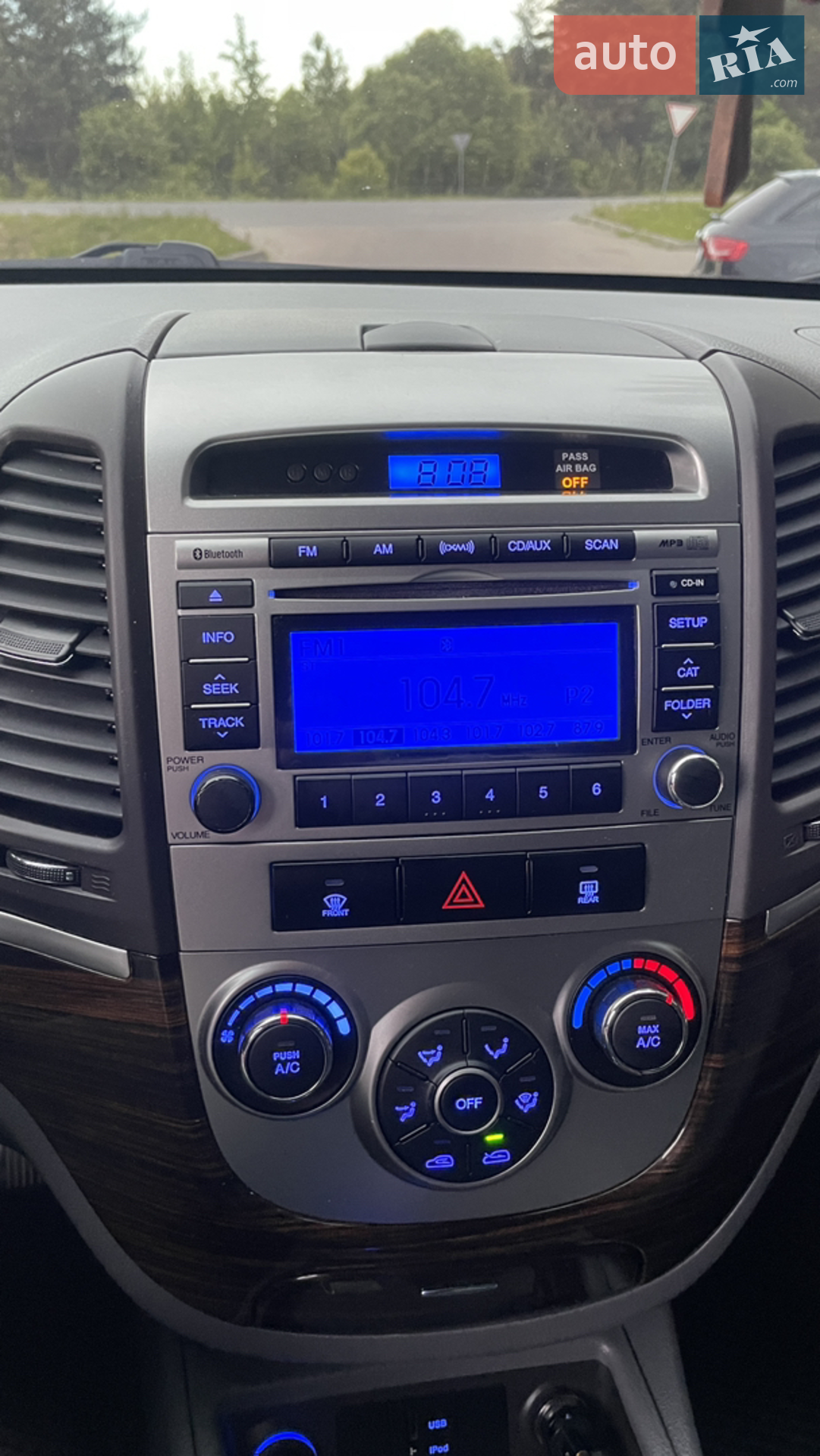 2011 Hyundai Santa Fe - мініатюра 14