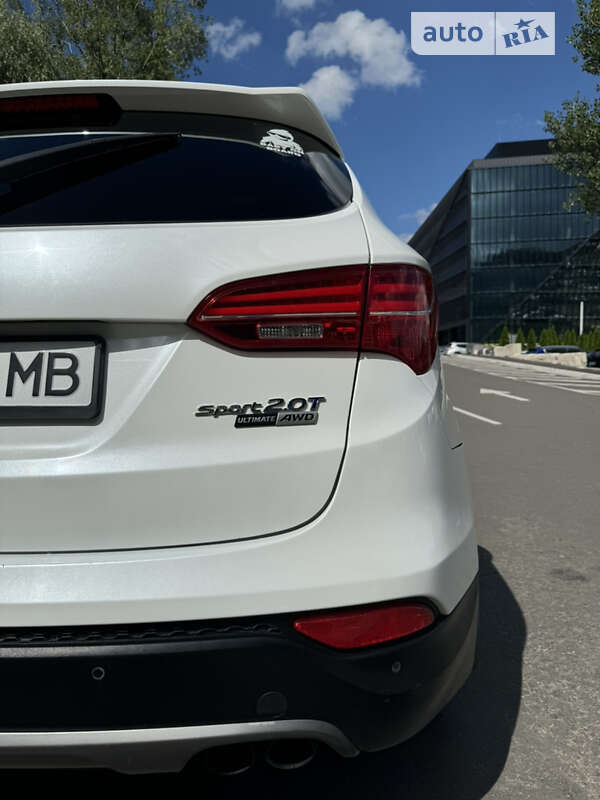 Внедорожник / Кроссовер Hyundai Santa FE 2015 в Киеве