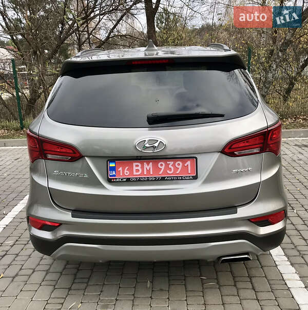 Внедорожник / Кроссовер Hyundai Santa FE 2016 в Вышгороде