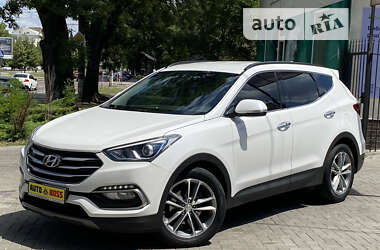 Внедорожник / Кроссовер Hyundai Santa FE 2016 в Николаеве