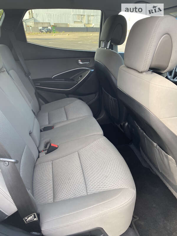 Позашляховик / Кросовер Hyundai Santa FE 2016 в Одесі