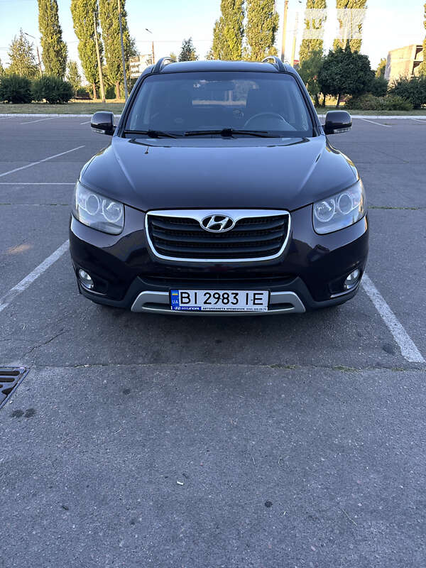 Внедорожник / Кроссовер Hyundai Santa FE 2012 в Кременчуге