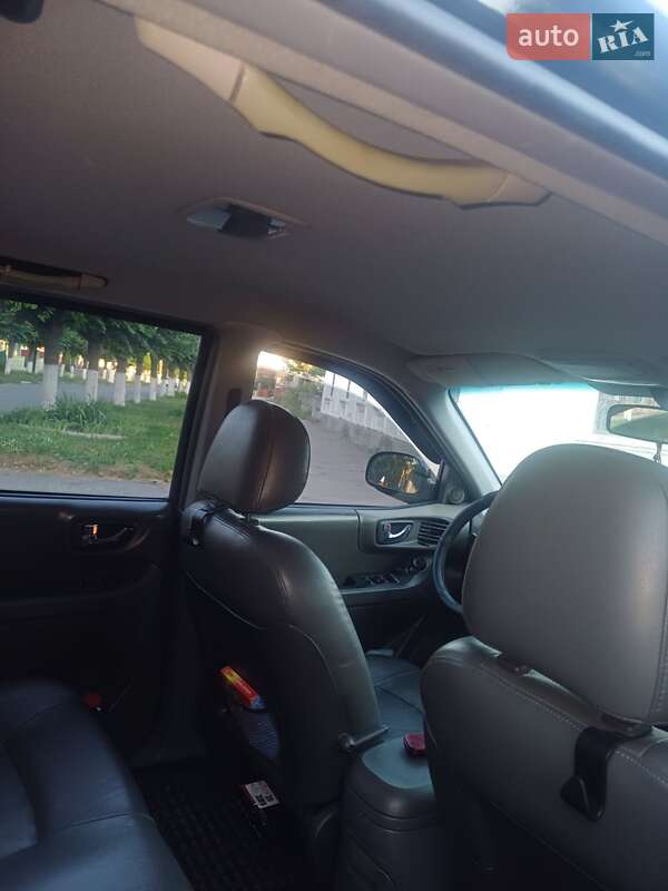 Позашляховик / Кросовер Hyundai Santa FE 2003 в Сквирі